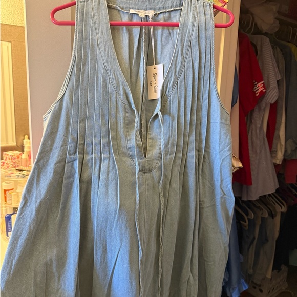 Wide-leg Denim Jumpsuit - Picture 3 of 4